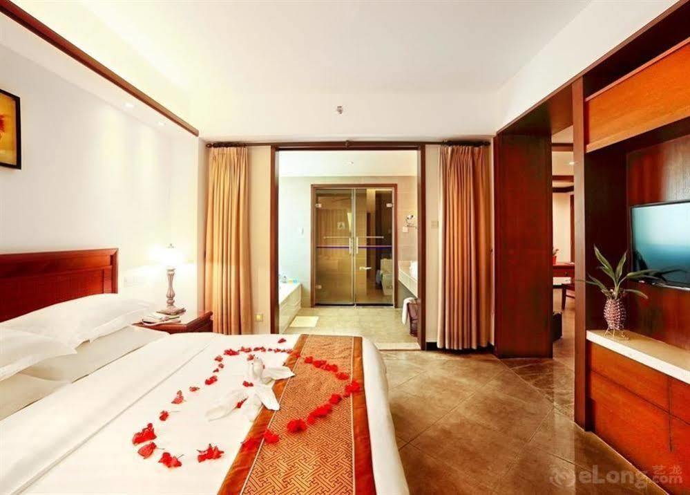 Haiyue Bay Holiday Hotel Sanya Exterior photo